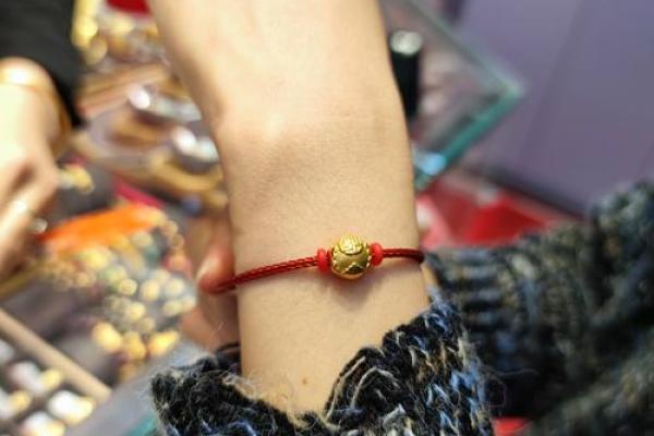 2025年属龙的戴什么好 2020年龙年适合佩戴什么 2025年属龙的戴什么好 2020年龙年适合佩戴什么