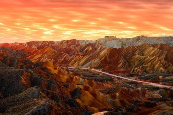 朝阳似火是什么生肖(朝阳似火是什么意思) 朝阳似火是什么生肖(朝阳似火是什么意思)