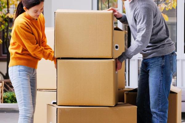 4月和5月哪天搬家好(四月和五月哪个月搬家好)