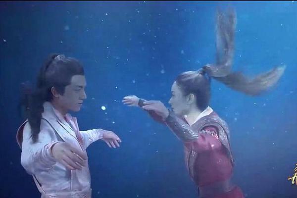 蓝洁瑛八字命理解析揭秘其命运起伏之谜